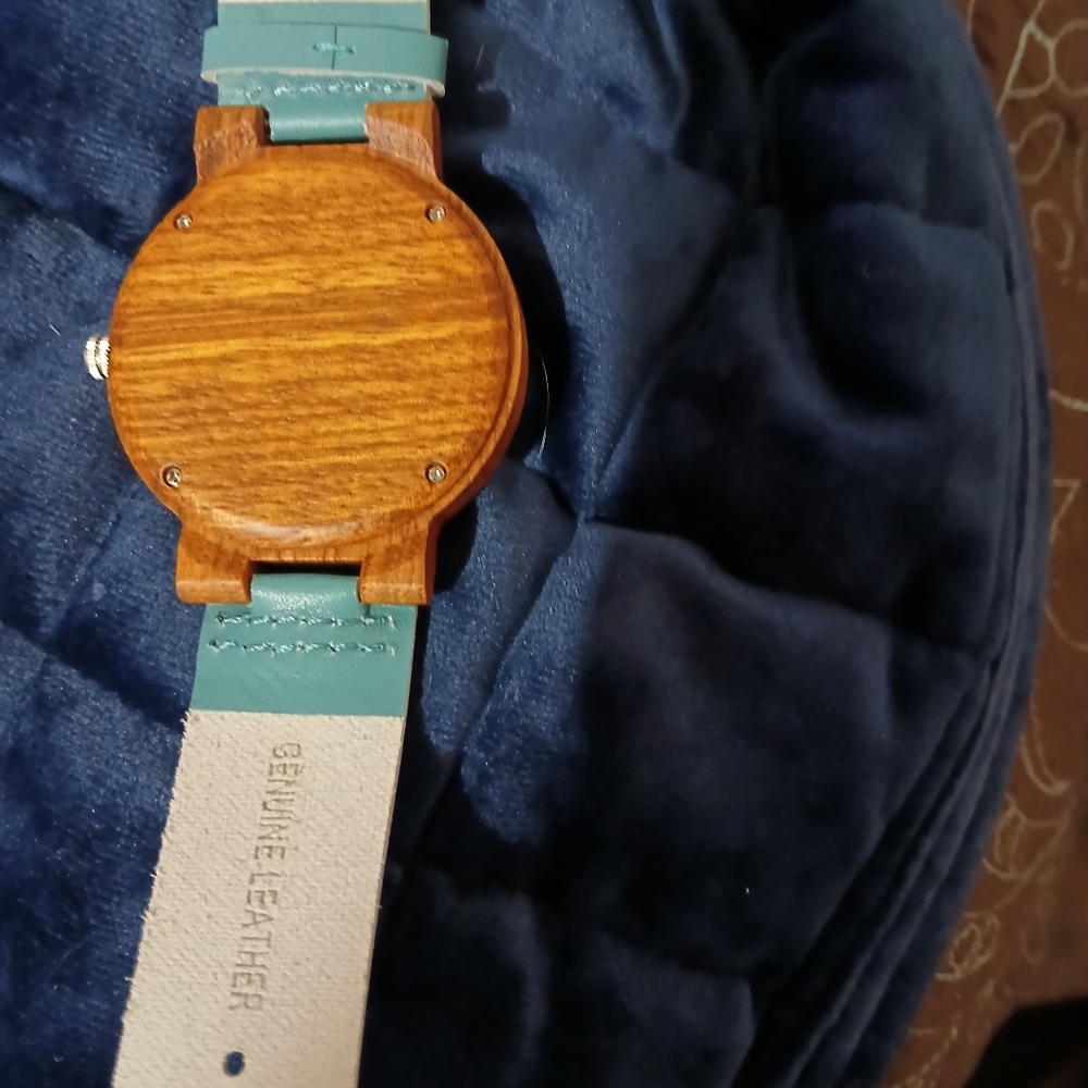 Watch - Picture 2 of 2